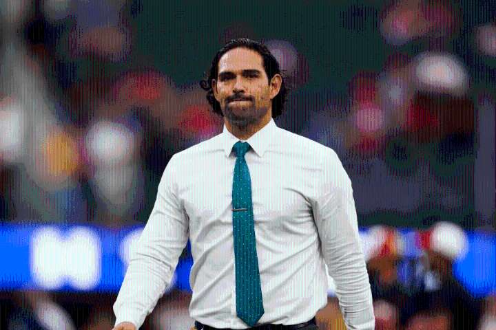 Ex-NFL star Mark Sanchez, 38, released from hospital after being stabbed outside pub and charged with battery – The US Sun