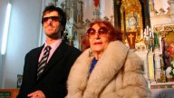 Se casó Reynaldo, el viudo de Adelfa, con un joven que conoció en la cárcel: "Ella estaría feliz"