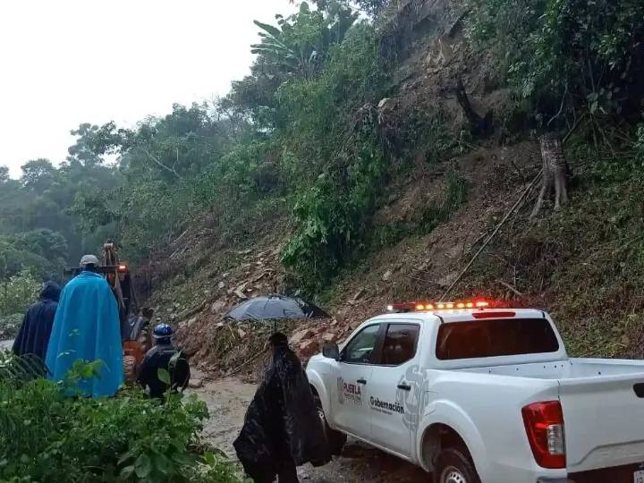Lluvias en Puebla provocan incidentes en regiones serranas: activan refugios temporales