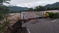 Puente del río Garces a punto de colapsar