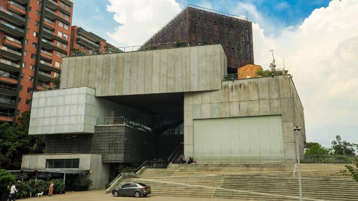 ¿El fin de una era en el Mamm? Las lecciones de un debate sobre Débora Arango