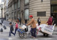 Una familia tipo de CABA necesitó en septiembre más de $1.255.000 para no ser pobre