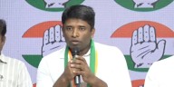 Former IAS officer Kannan Gopinathan joins Congress