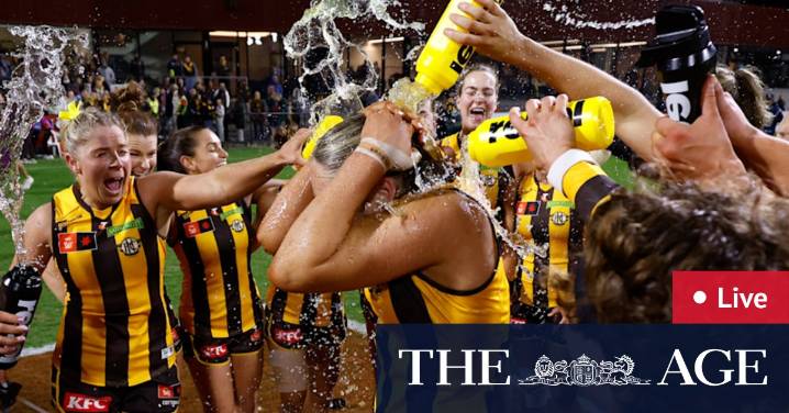 AFLW weekly round 10: Follow scores, results, odds, squads; Melbourne v Sydney, Kangaroos v Adelaide Crows, Carlton v St Kilda