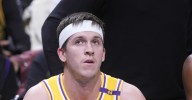 Luka Dončić, Austin Reaves, Deandre Ayton out vs. Mavericks