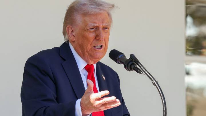 Trump claimed Canada's anti-tariff ad twisted Reagan's words: Compare