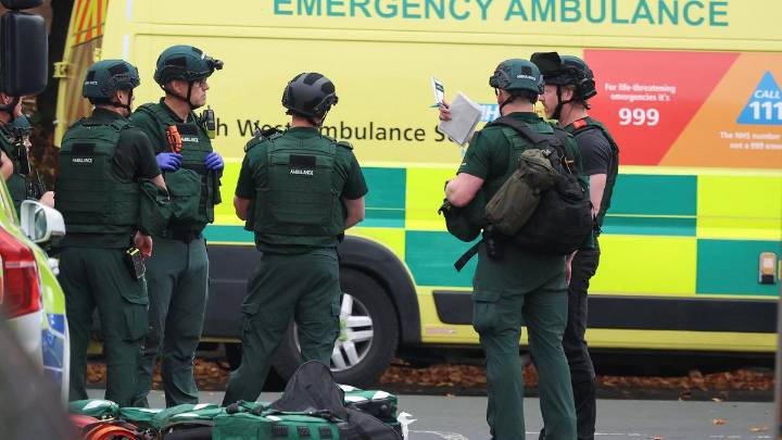 Four injured in car ramming, stabbing attack outside Manchester Synagogue