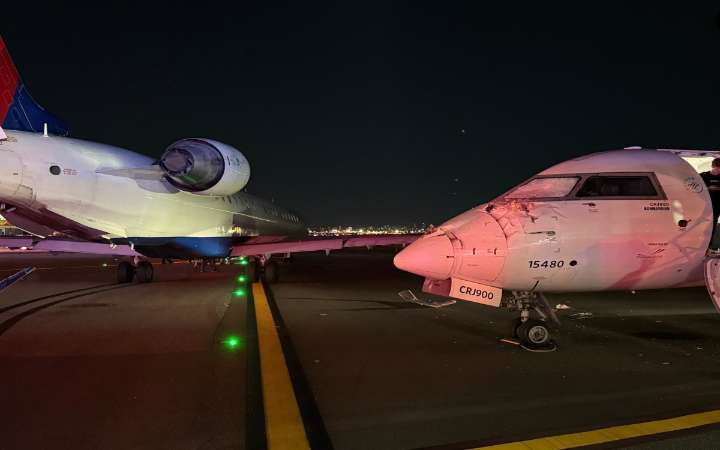 Chocan dos aviones de Delta en el Aeropuerto de Nueva York; reportan un herido