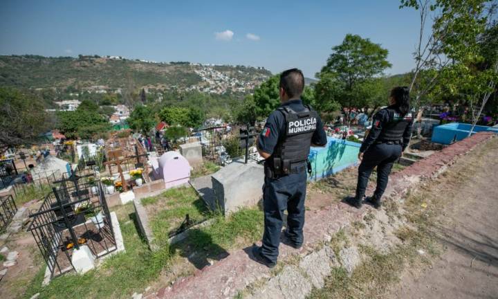 Implementa El Marqués operativo especial por Día de Muertos 2025