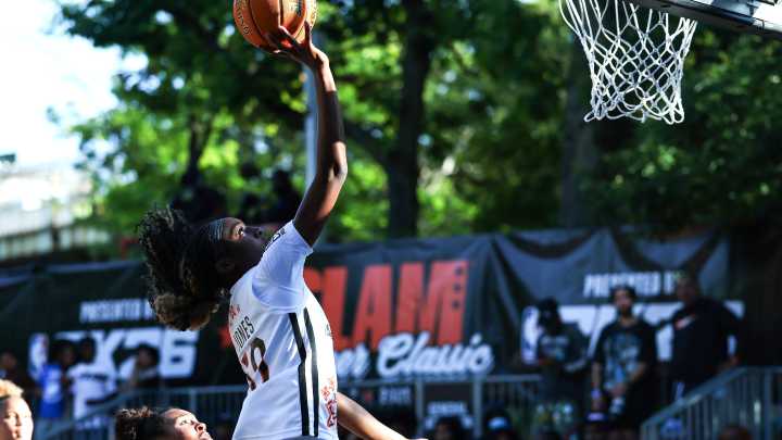 Trinity Jones, No. 11 recruit in 2026 class, commits to Clemson over Lady Vols basketball