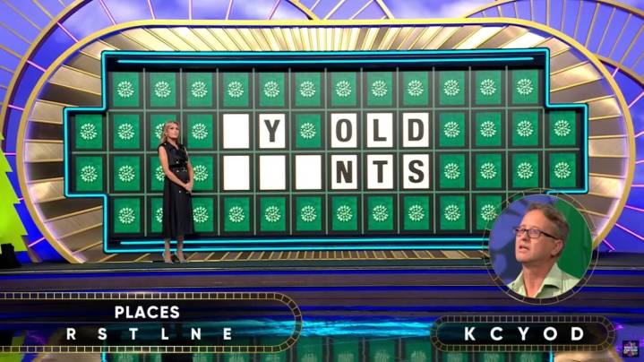 'Wheel of Fortune': Carpenter Loses Car as Fans Say They Were 'Clueless' On Bonus Puzzle