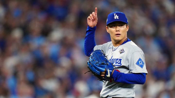 Live updates: Dodgers look to keep World Series hopes alive in Game 6 vs. Blue Jays