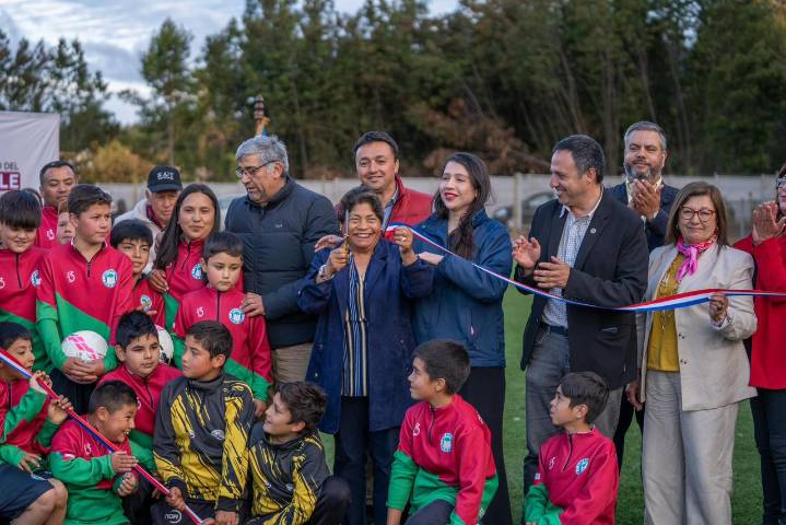 Pelluhue se renueva: Gobierno del Maule impulsa nuevas sedes sociales y un espacio deportivo para la comunidad