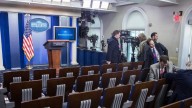Medios de EU rechazan firmar reglas del Pentágono que limitan el periodismo