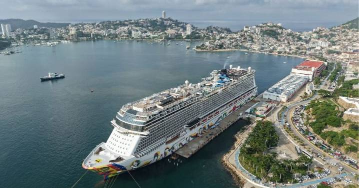Crucero Norwegian Encore reactiva la llegada de turismo internacional a Acapulco