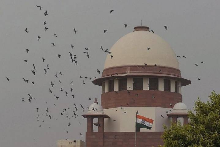 Supreme Court Allows Centre To Review Vodafone Idea’s Plea Against DoT’s AGR Demand
