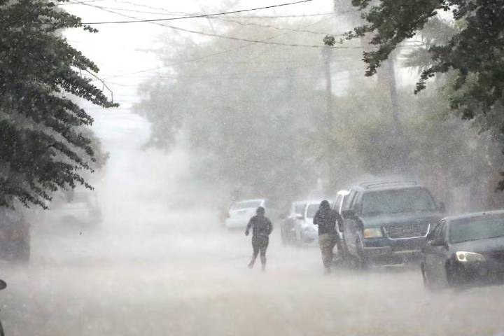 Prepárese... Frente Frío 10 golpeará a estos estados de México con torbellinos, fuertes lluvias y bajas temperaturas