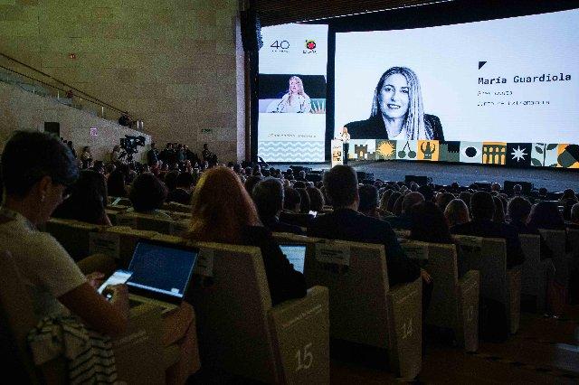 María Guardiola destaca el liderazgo de Extremadura como destino sostenible, cultural e innovador en la V Convención Turespaña