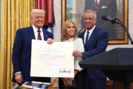 Cheryl Hines Talks MAGA World, Brain Worms, Jeans Workouts, and Vaccines