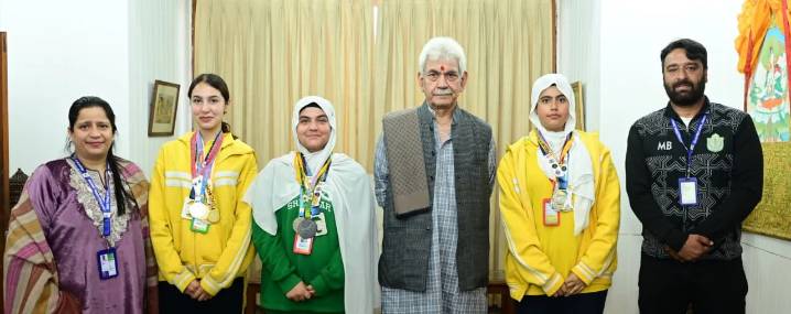LG Manoj Sinha meets sportspersons of DPS Srinagar at Raj Bhawan