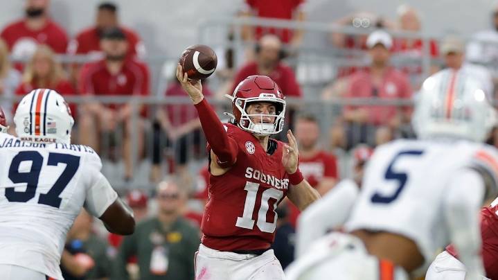 QB John Mateer could miss No. 6 Oklahoma's rivalry game vs. Texas with injury