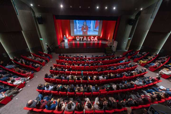 UTalca celebró 44 años de vida con foco en la innovación y el conocimiento
