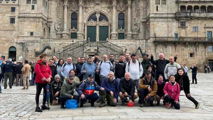 El Camino de peregrinación a Santiago que permite superar las barreras de la salud mental: "Lo hago por todos los que me han ayudado"