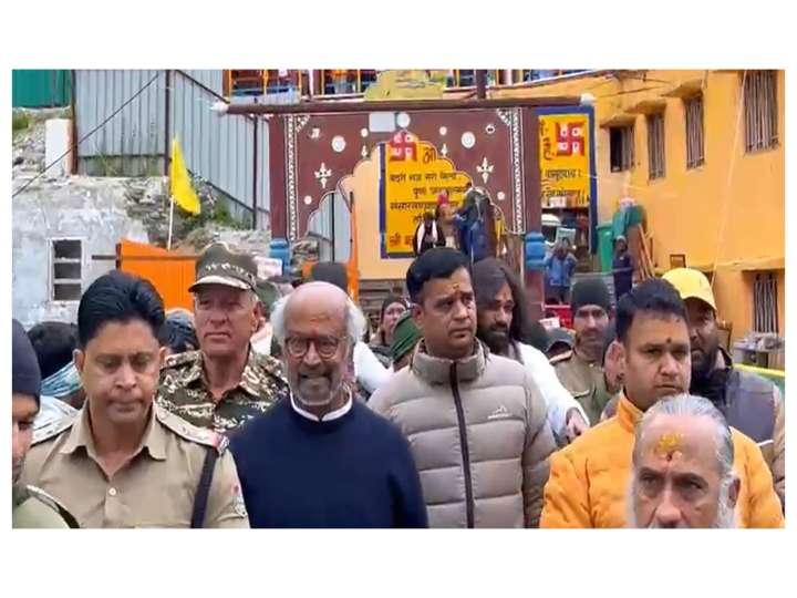 Rajinikanth offers prayers to Lord Badri Vishal at Badrinath Dham