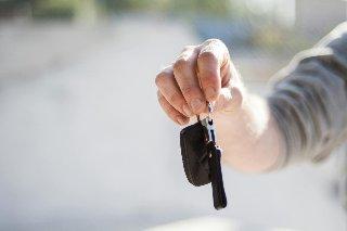 Si adquiriste un vehículo en los últimos meses estos son los trámites y revisiones que debes hacer