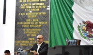 Piden diputados atención médica para joven estudiante que perdió la vista en proyecto escolar