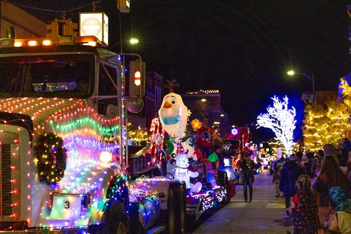 Traverse City Shop Your Community Day to feature nearly 40 local businesses, Light Parade to brighten downtown