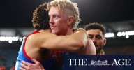 Clayton Oliver trade: Melbourne Demons midfielder told to look for new club after meeting with new coach Steven King