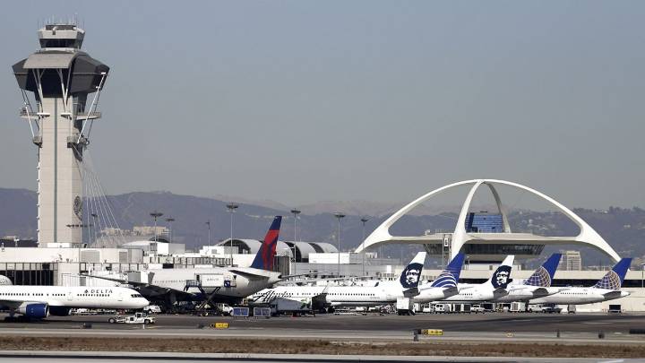 Flights to Los Angeles International Airport halted due to air traffic controller shortage