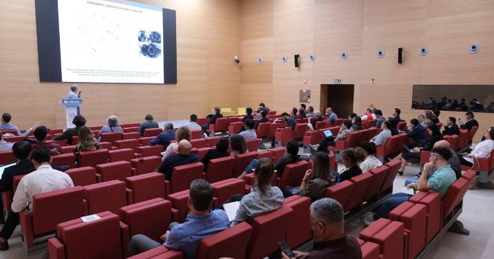 Europa y Asia diseñan estrategias comunes para el control de plagas agrícolas en Almería