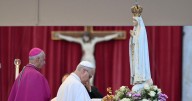 El Papa hace un llamamiento a los líderes mundiales: «Guardad vuestras espadas y tened el coraje de desarmaros»