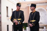 Vatican's Swiss Guard debuts new uniform