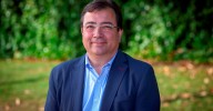 La política española despide a Fernández Vara, un "hombre bueno, generoso y un ejemplo de compromiso"