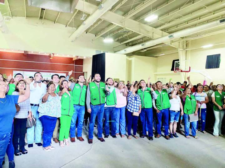 Alcalde y coordinador anuncian apoyos alimenticios para más de 45 mil hogares en Monclova