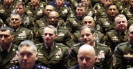 Trump propone usar ciudades como campos de instrucción