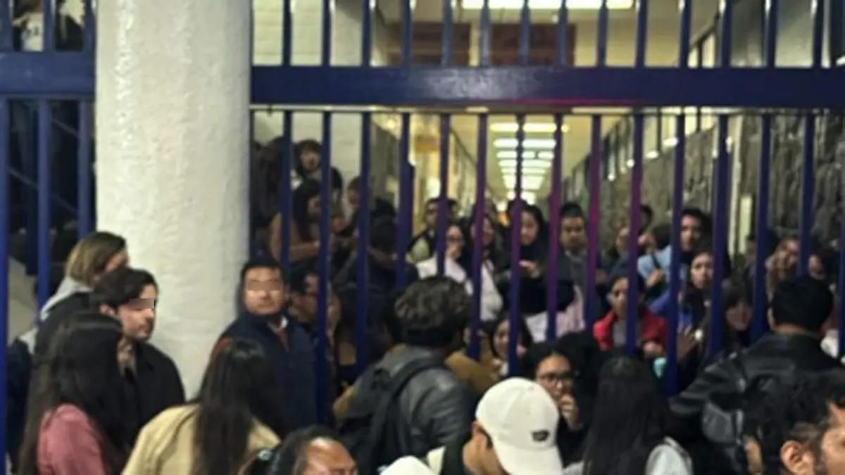 Intento de toma de la Facultad de Derecho de la UNAM desata confrontación