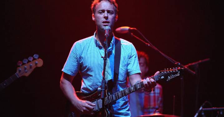 Your favorite band has a new single? It might be AI