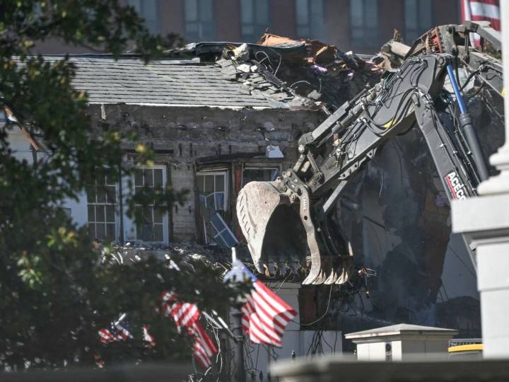 Trump calls White House demolition "music to my ears"