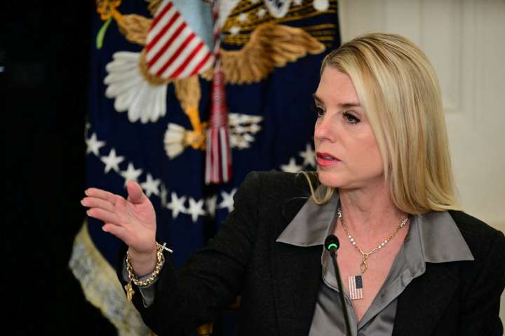 Feds: St. Paul man put $45K hit on Pam Bondi in TikTok post