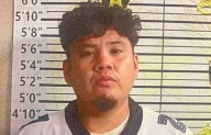Detectan a conductor tirando bolsa con droga en Eagle Pass