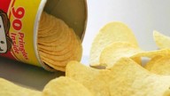 Nunca más tires las latas de Pringles vacías: transformalas en este organizador estilo chic para tu oficina