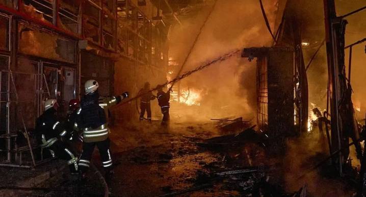 Guerra Rusia-Ucrania | Rusia ataca estación de tren en región ucraniana de Sumi y causa un muerto y 30 heridos últimas