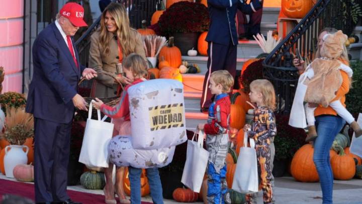 Trump and Melania Host Halloween party at White House