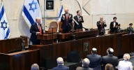 El 'show' de Trump, el pacificador de Oriente Próximo: "Es el fin del terror y de la muerte"