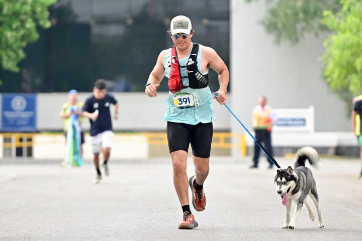 ¡A correr con tu peludito! Así puedes participar en la Carrera Perrona TRC