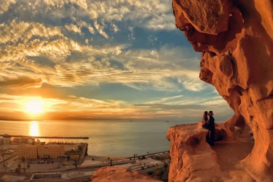 Leyenda del Cerro de las Calaveras revive en Día de Muertos en La Paz